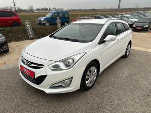 eladó Hyundai-i40-CW-Fifa-1.6-3-év-garanciával használtautó
