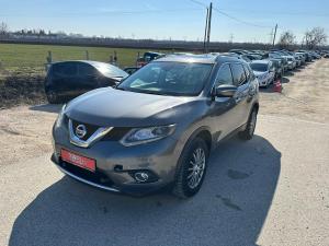 eladó Nissan-X-Trail-4x4-3-év-garanciával használtautó